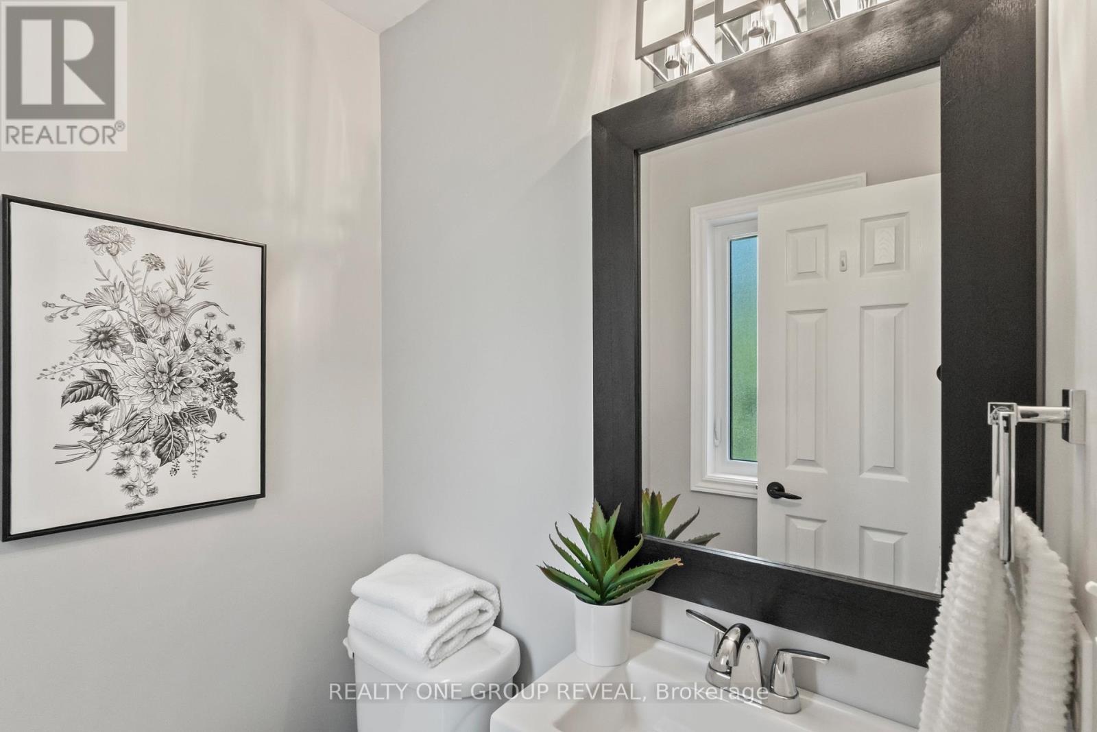 77 WILKINS CRESCENT - 5