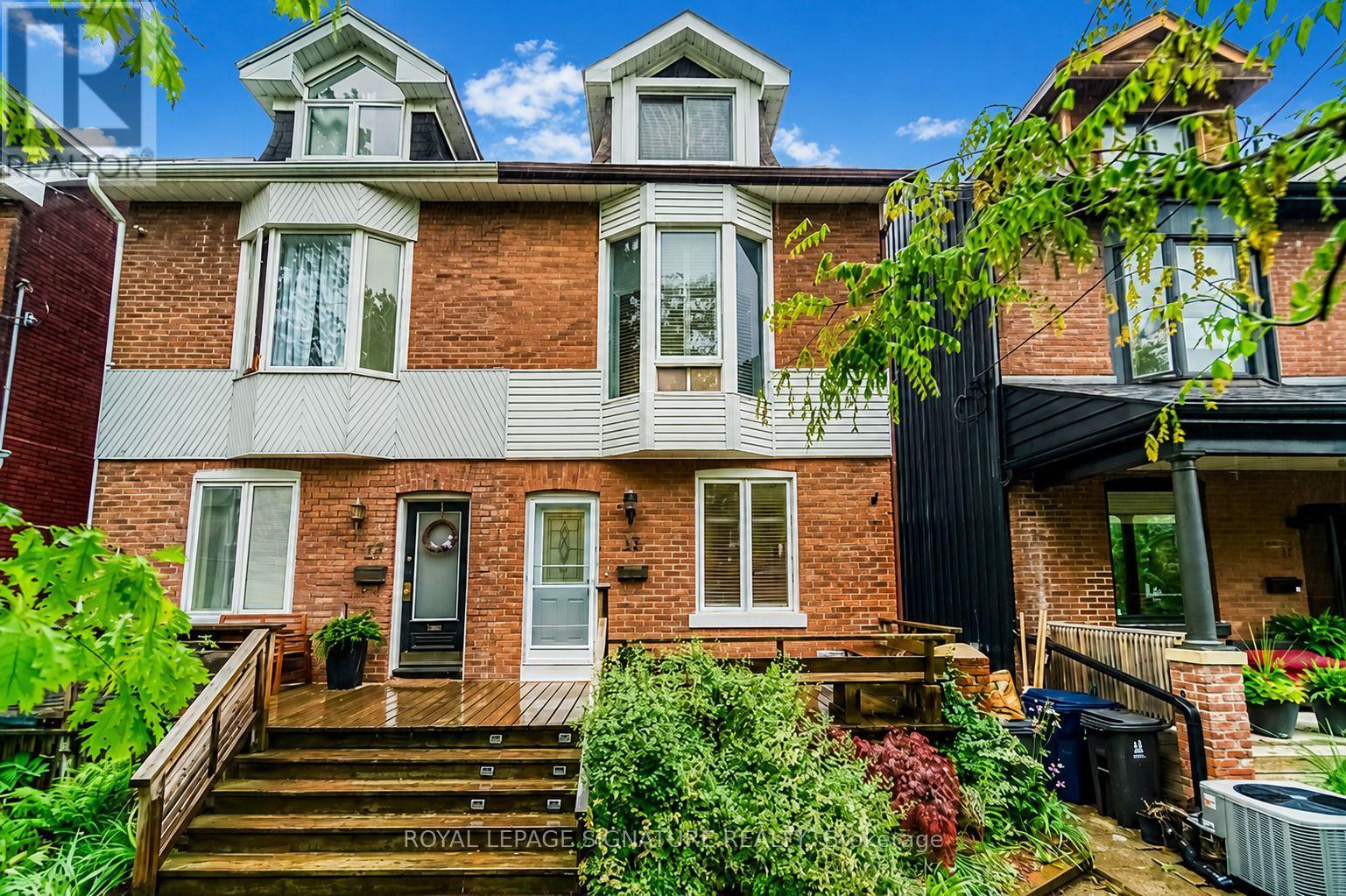 Listing photo of 15 GALT AVENUE