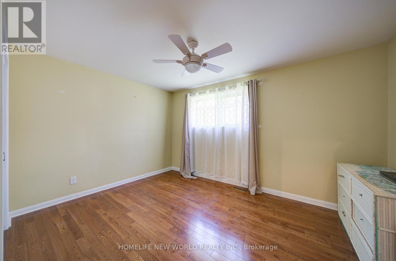 42 HAMILTON HALL DRIVE - 29