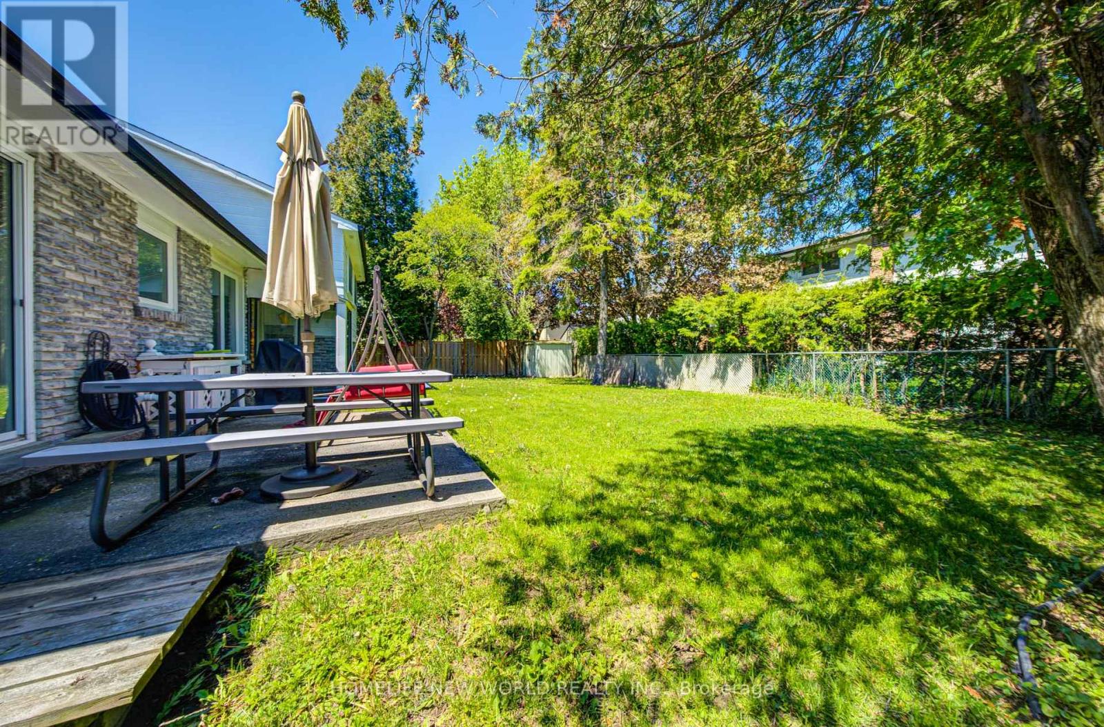 42 HAMILTON HALL DRIVE - 44