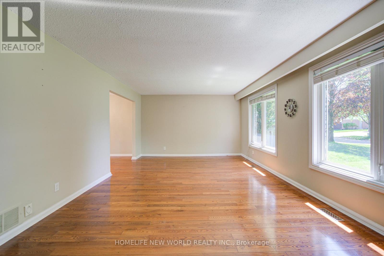 42 HAMILTON HALL DRIVE - 6