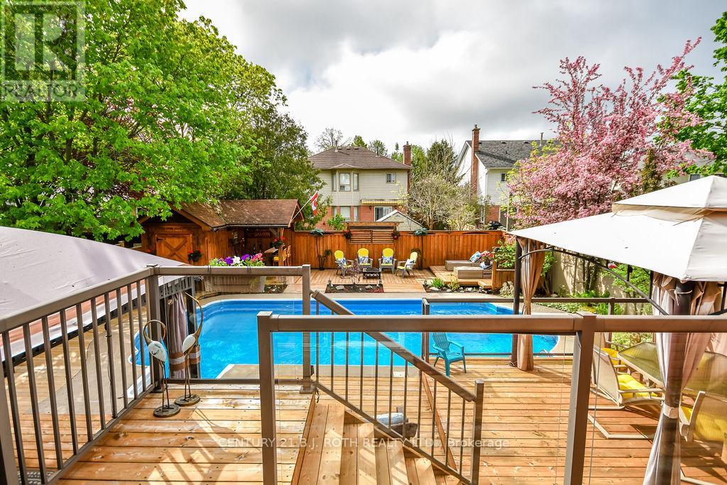 27 BRANDON CRESCENT - 31