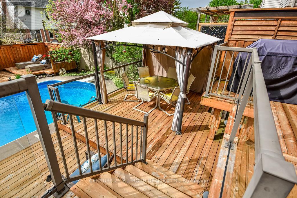 27 BRANDON CRESCENT - 39