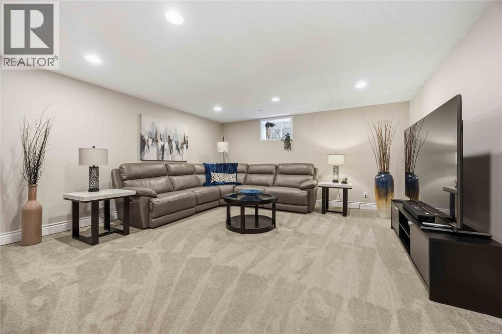 #26 6758 ST ANDREWS CIRCLE - 32