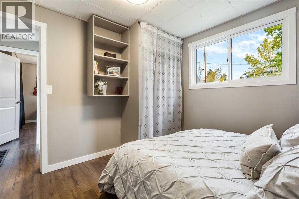 9304 106 Avenue - 12