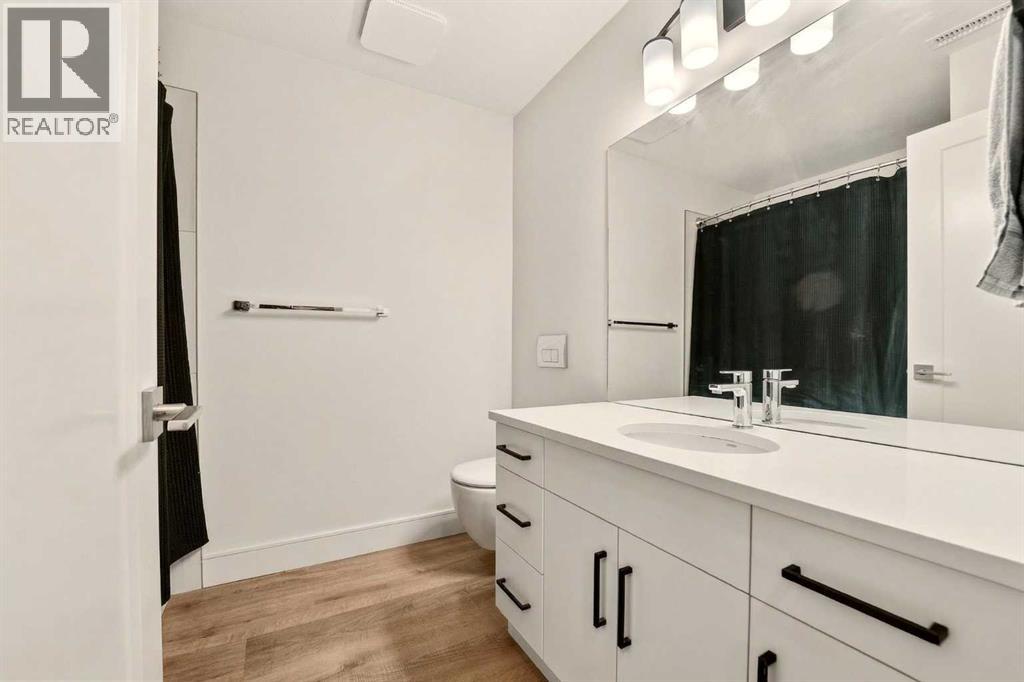 2600 45 Street S - 43