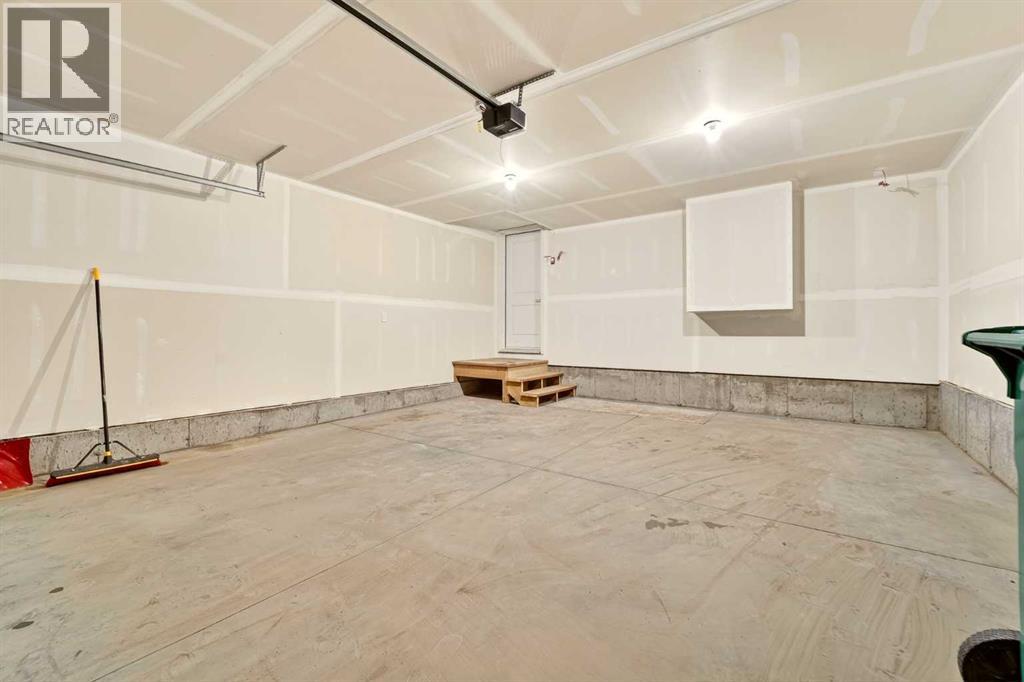 2600 45 Street S - 47