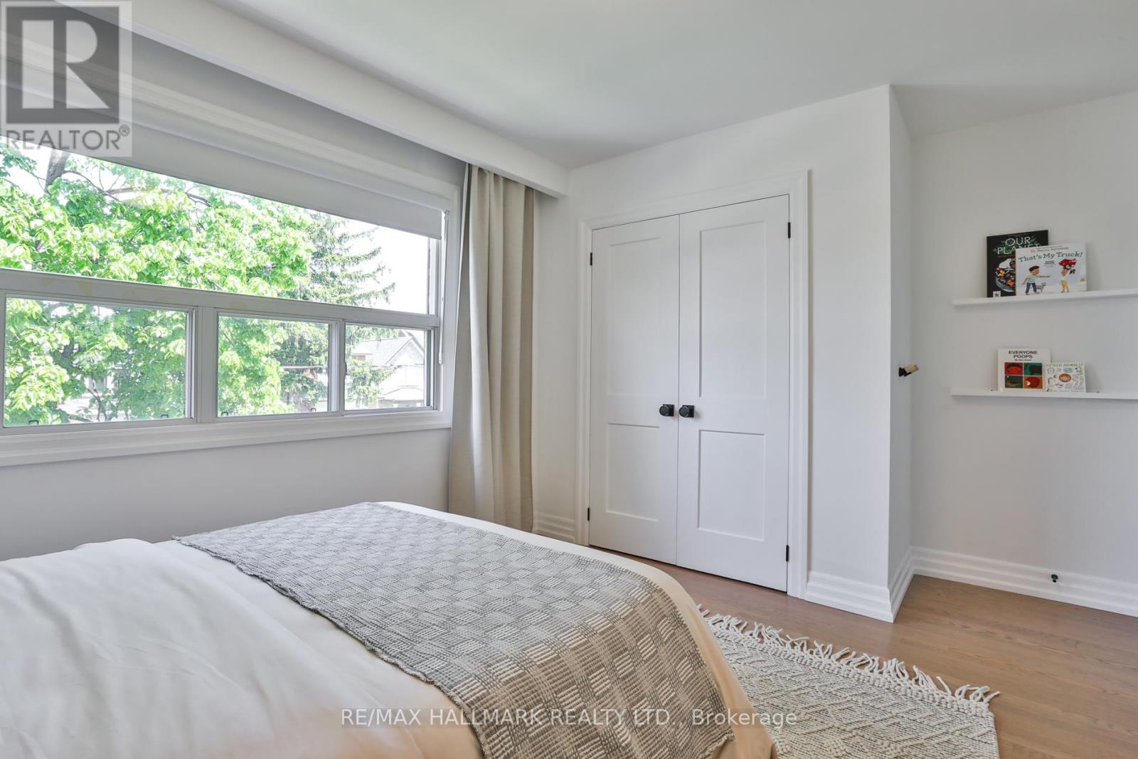 144 BOON AVENUE - 37