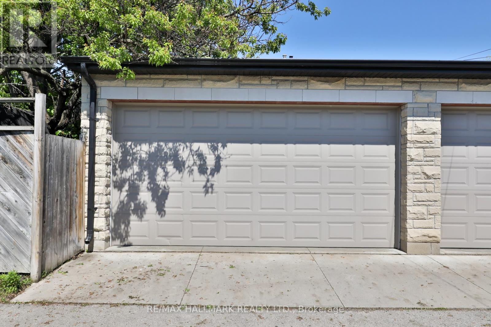 144 BOON AVENUE - 50