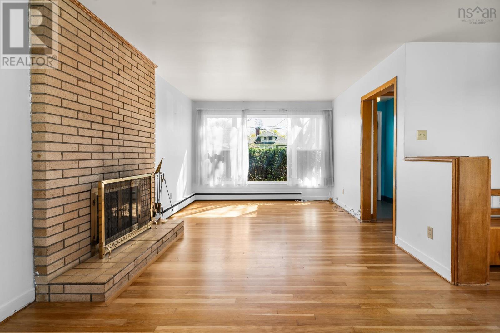 876 Bridges Street - 6