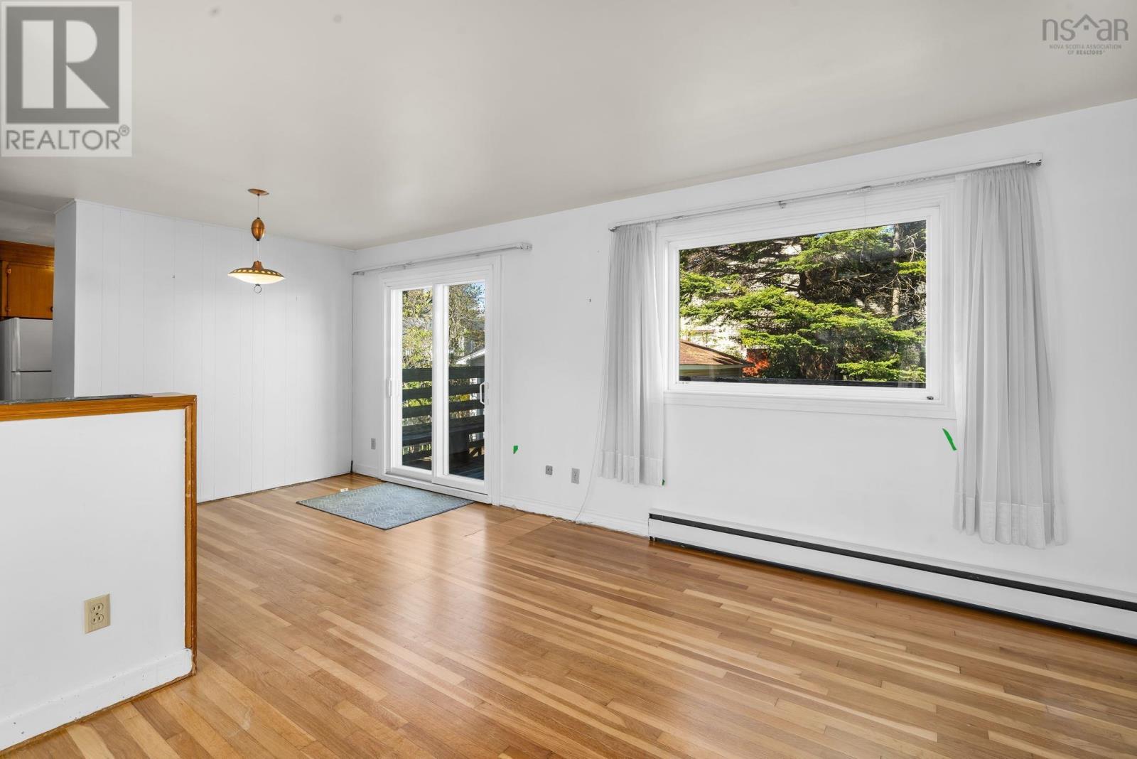 876 Bridges Street - 9