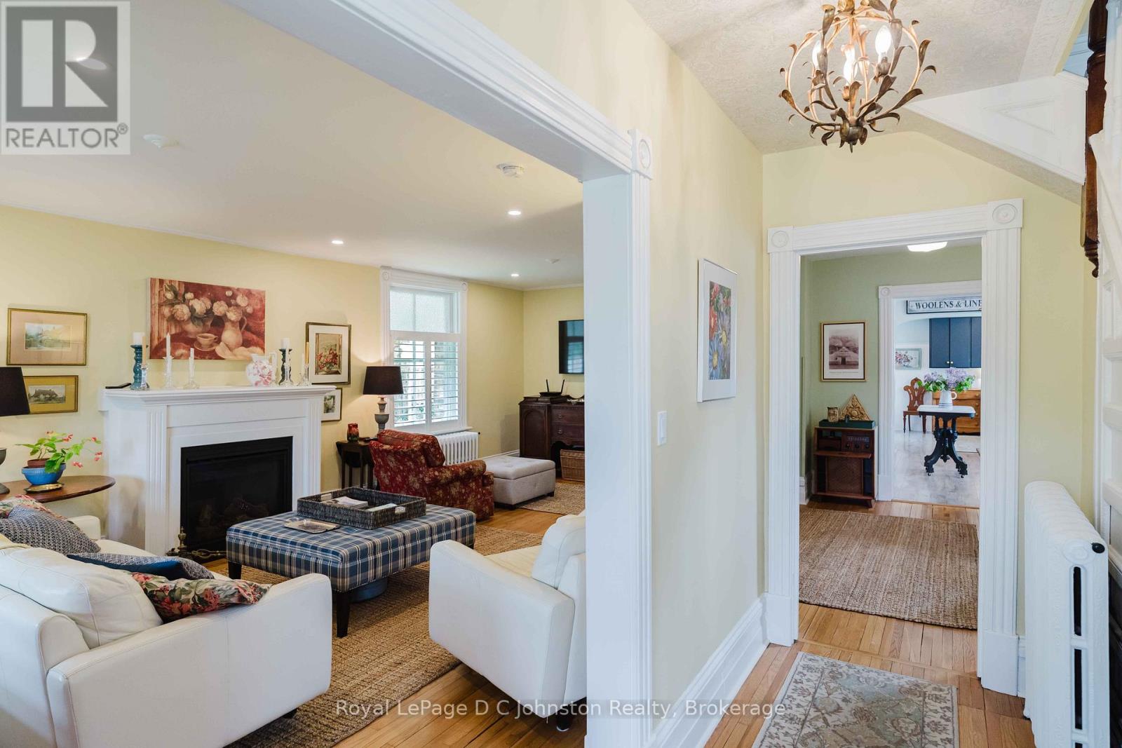 111 ALBERT STREET N - 6