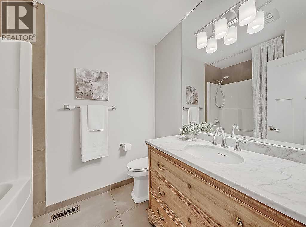 907 Kerfoot Crescent SW - 15