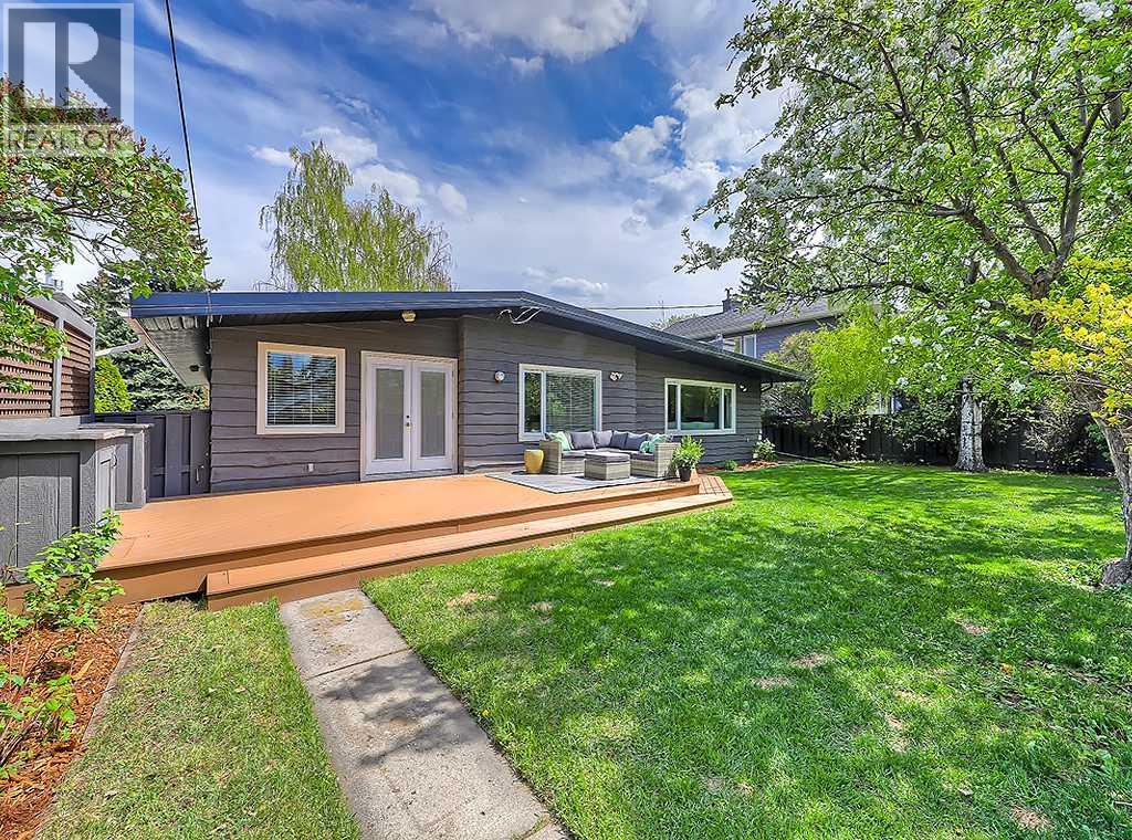 907 Kerfoot Crescent SW - 26
