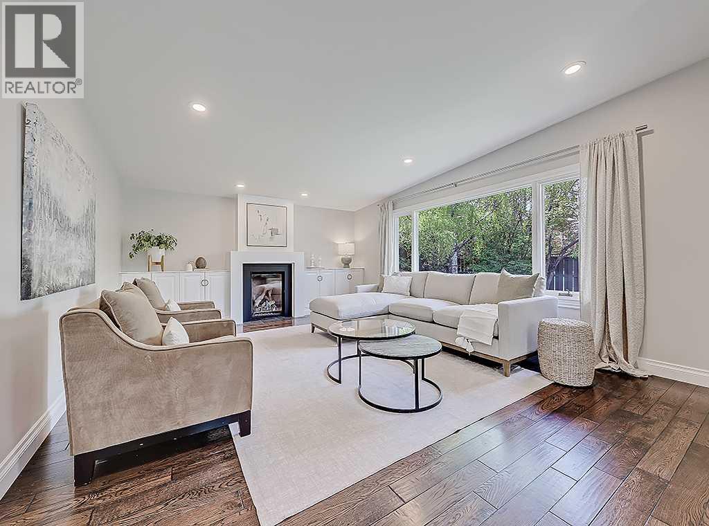 907 Kerfoot Crescent SW - 7