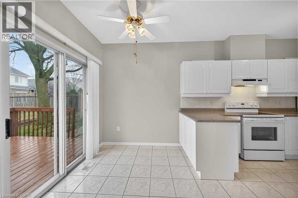 156 SILVERBIRCH Boulevard - 8