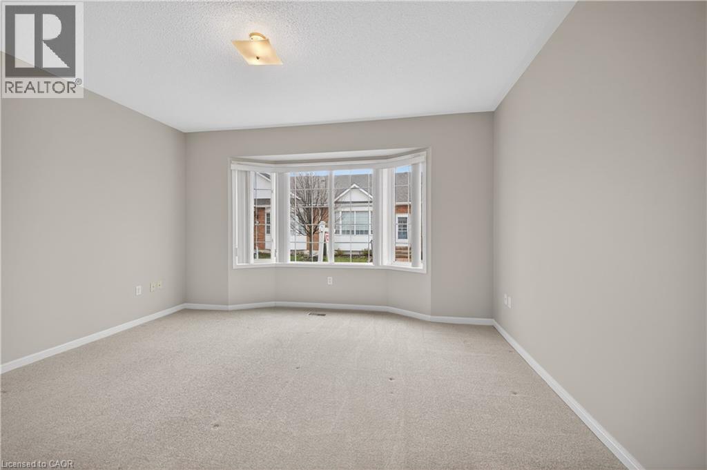 156 SILVERBIRCH Boulevard - 23