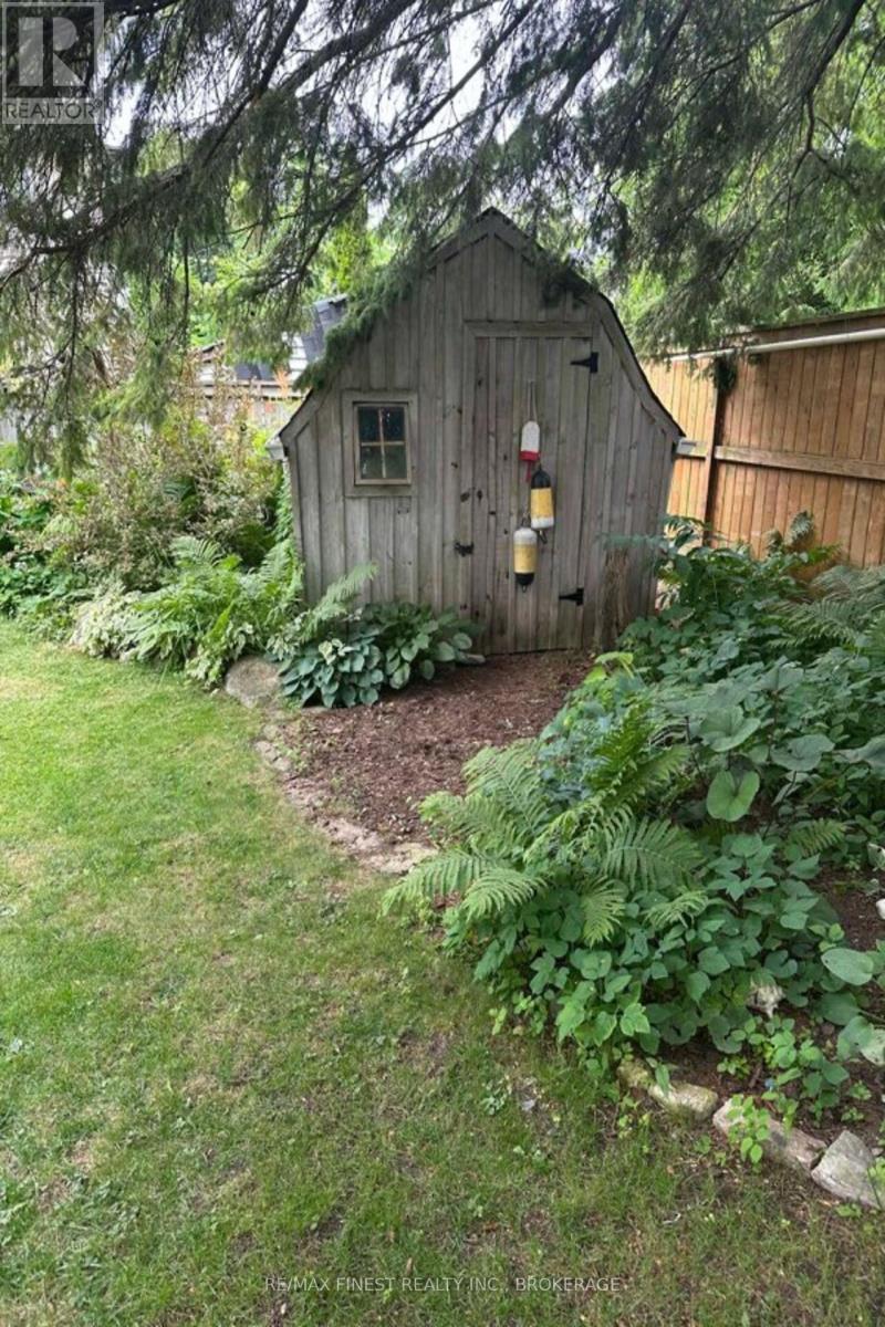 798 DANBURY ROAD - 41