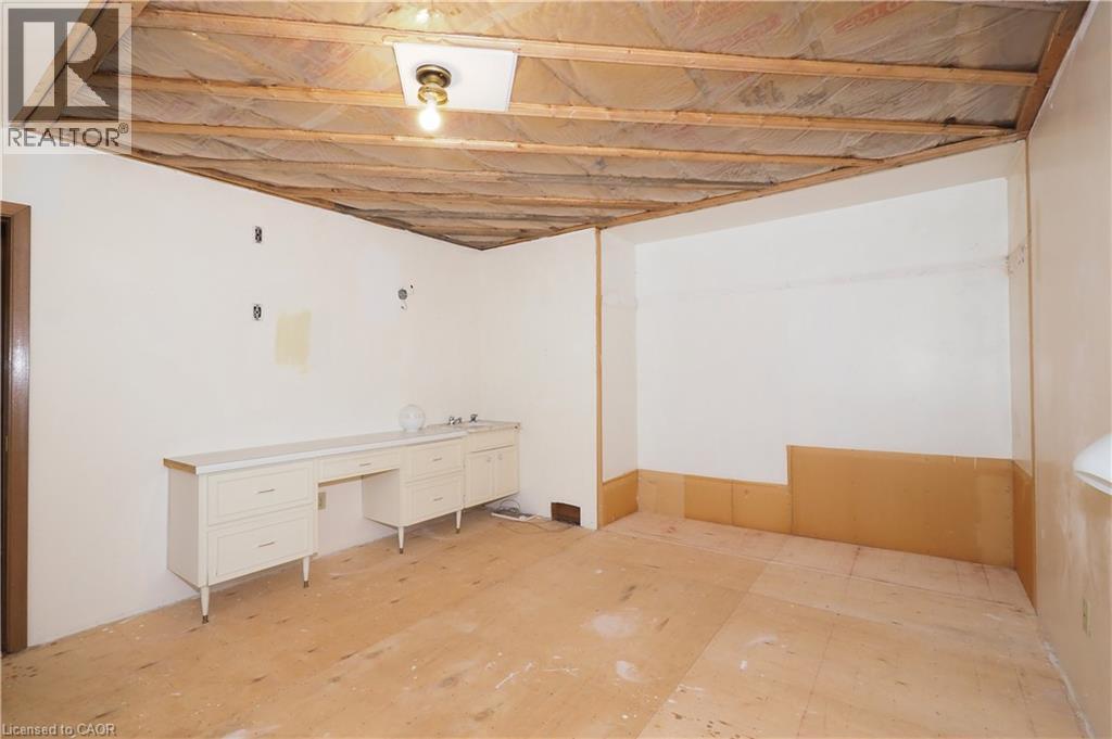 2313 SNYDERS Road - 23