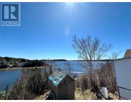 27 Village Cove Road West thumbnail 4
