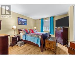 8 Sarasota Court thumbnail 12