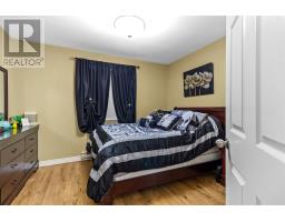 8 Sarasota Court thumbnail 16