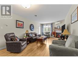 8 Sarasota Court thumbnail 4