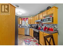 8 Sarasota Court thumbnail 9