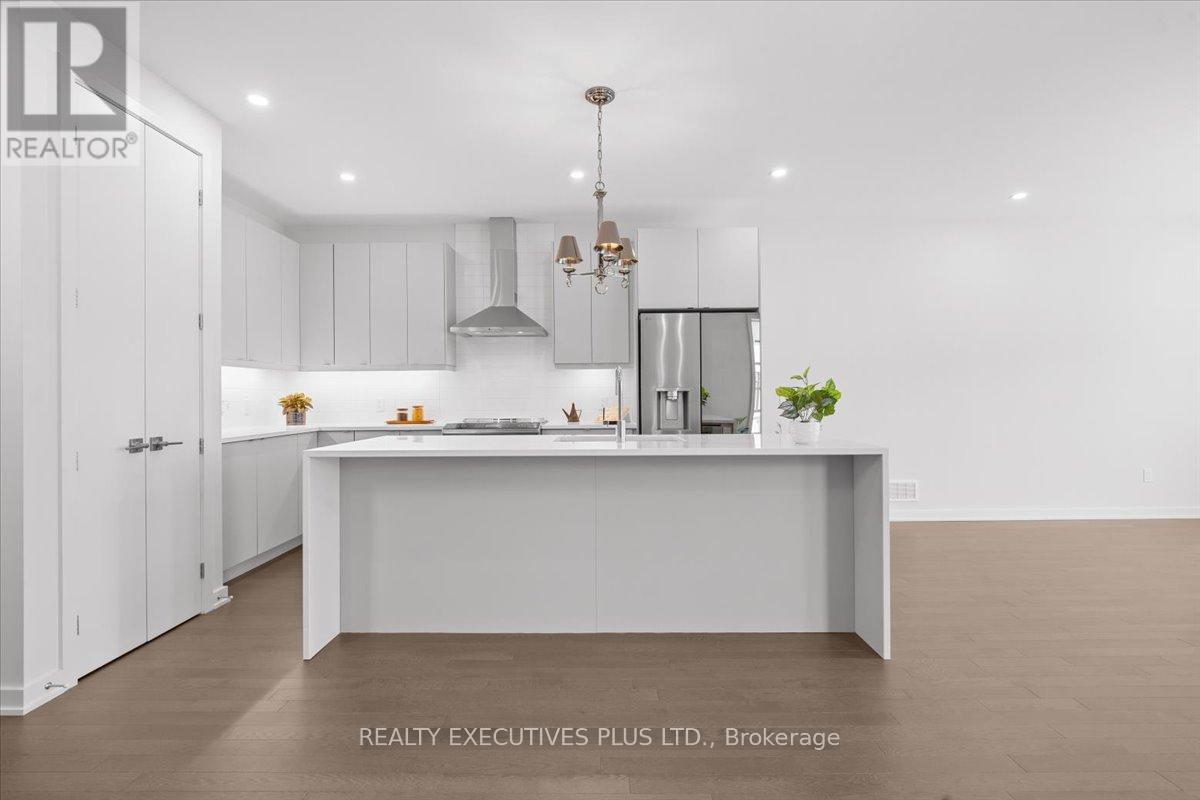 699 HONEYDEW STREET - 11