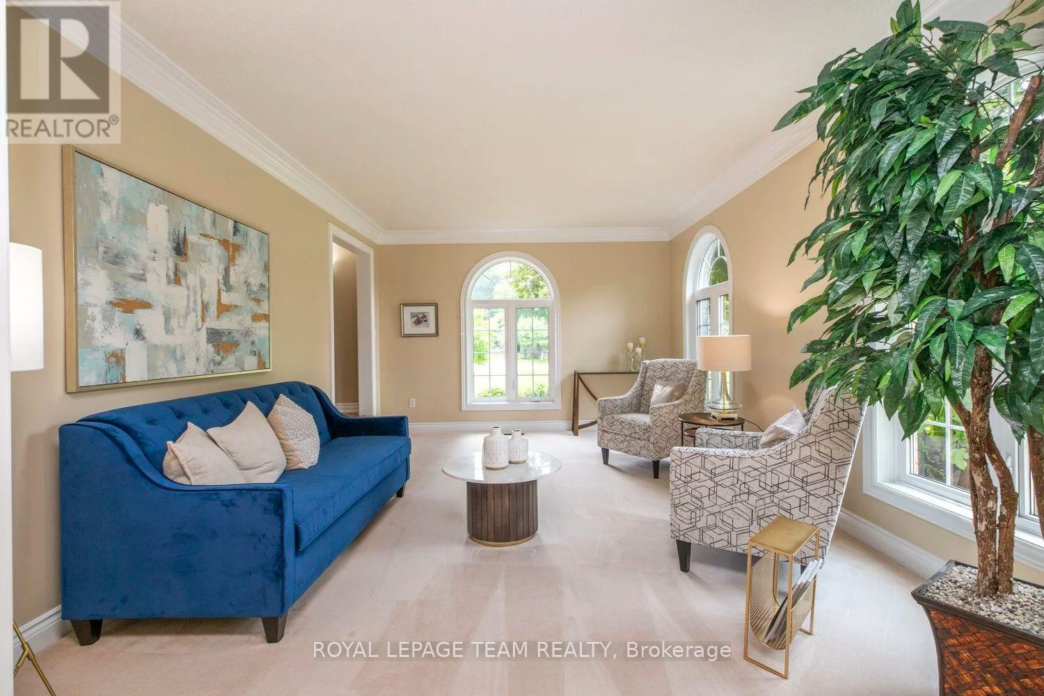 105 MARGARET ANNE DRIVE - 10