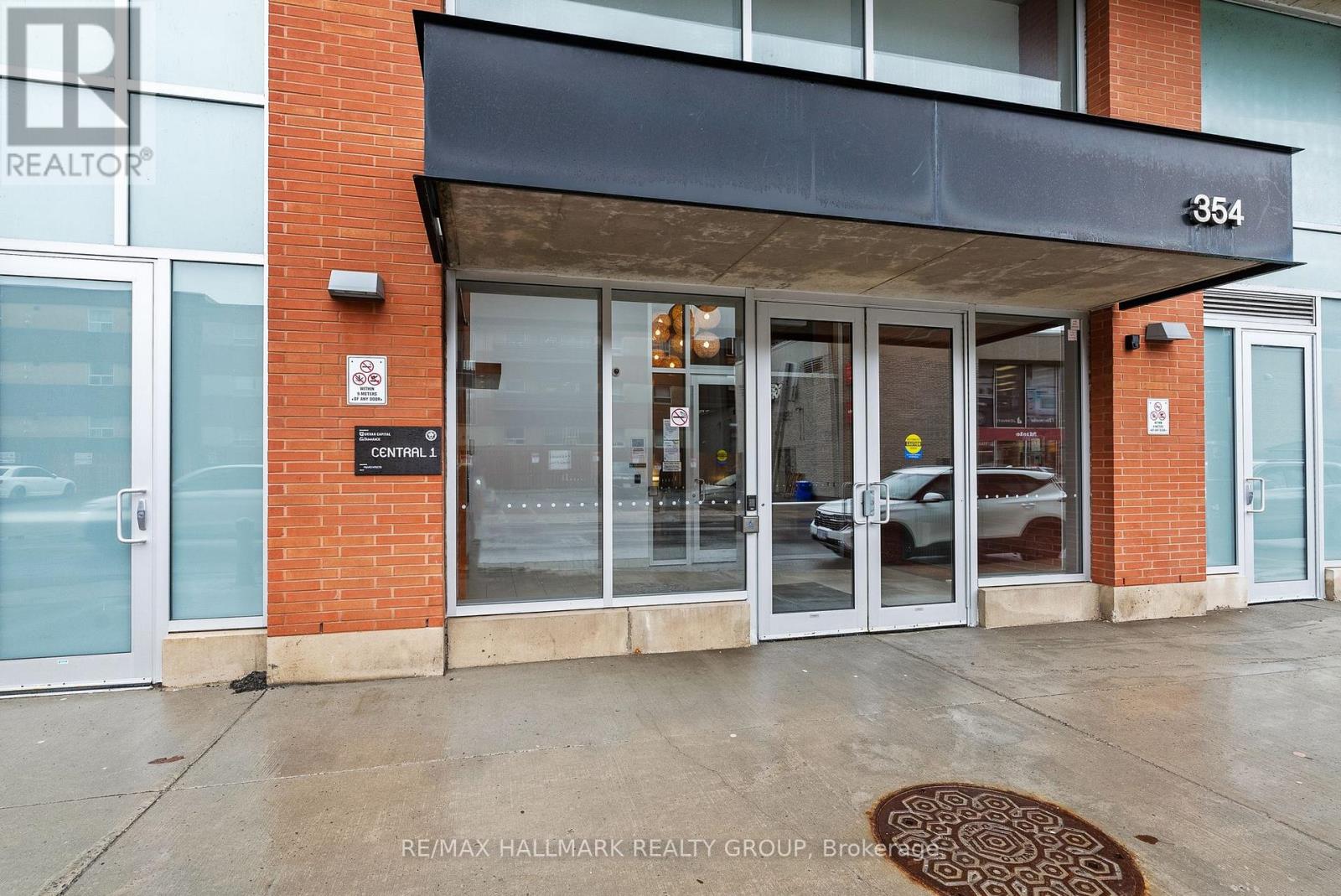 #332 354 GLADSTONE AVENUE - 27