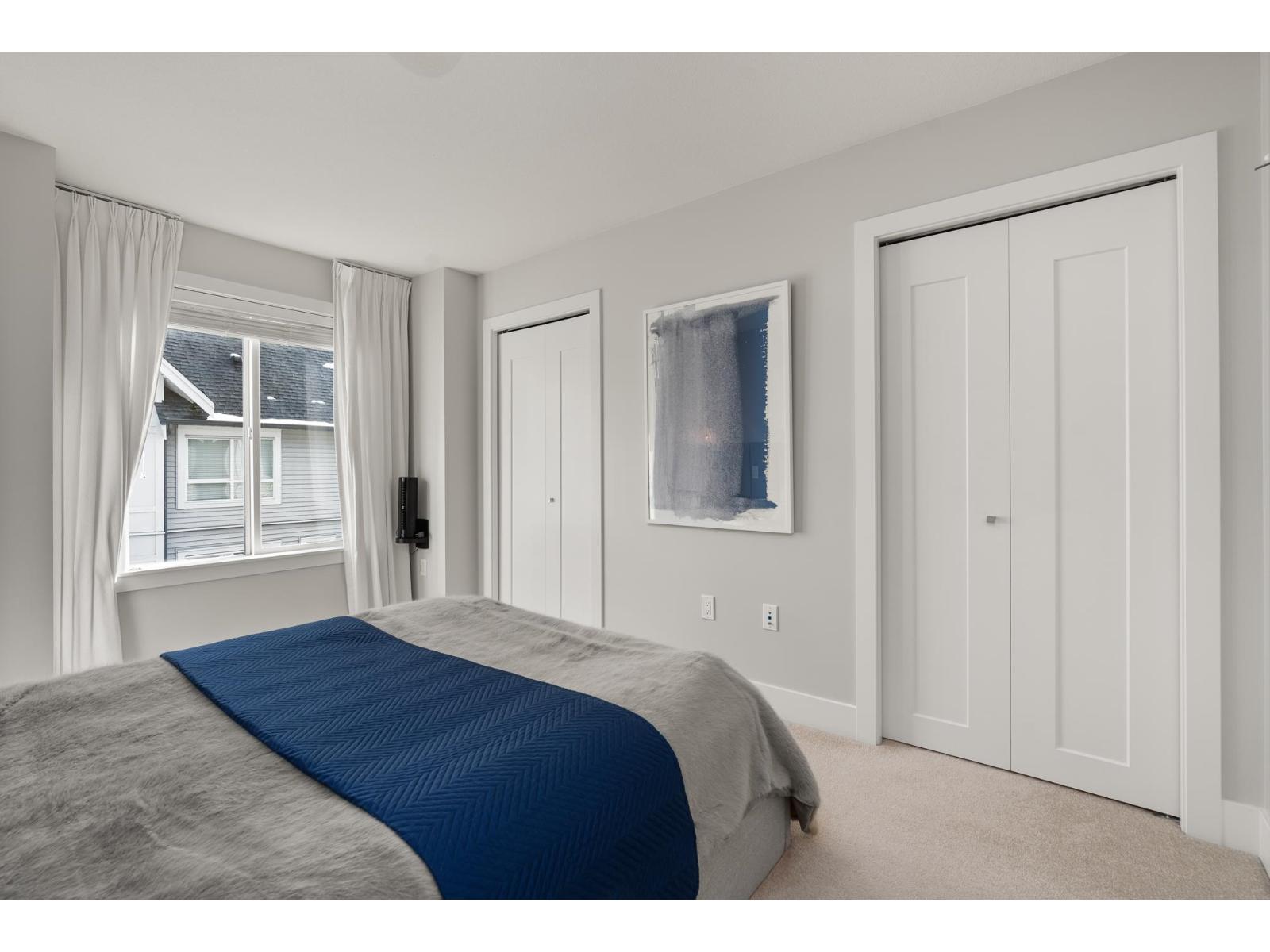 63 9718 161A STREET, Surrey