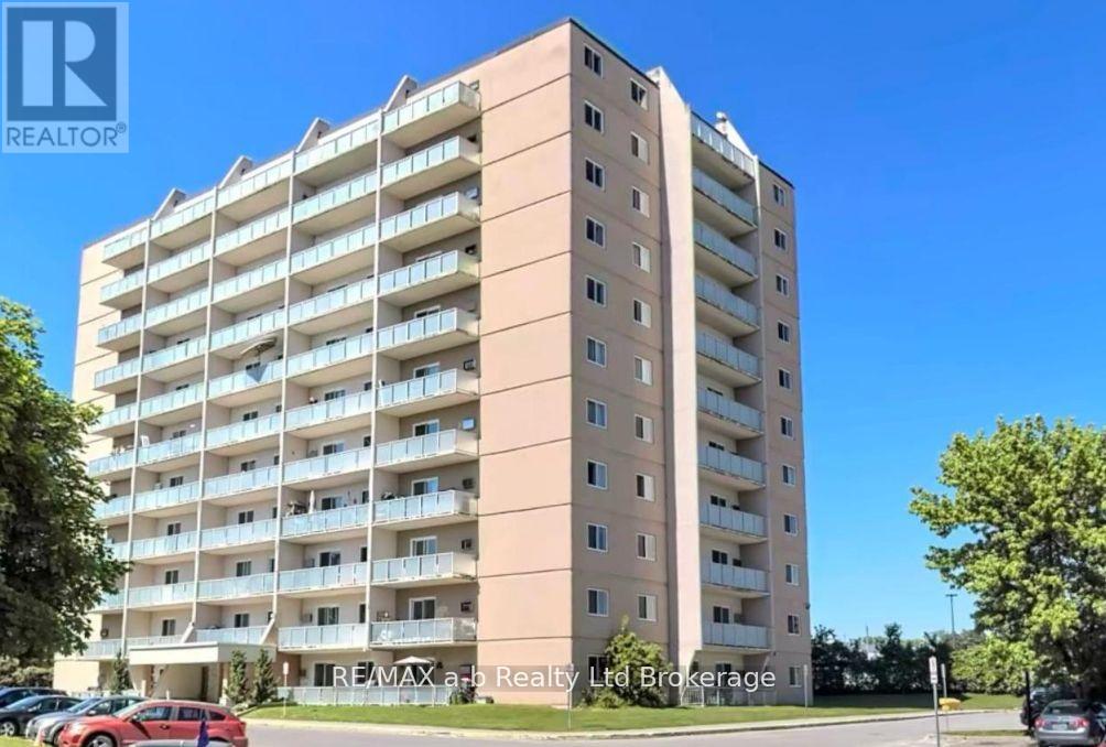 #501 583 MORNINGTON AVENUE - 5