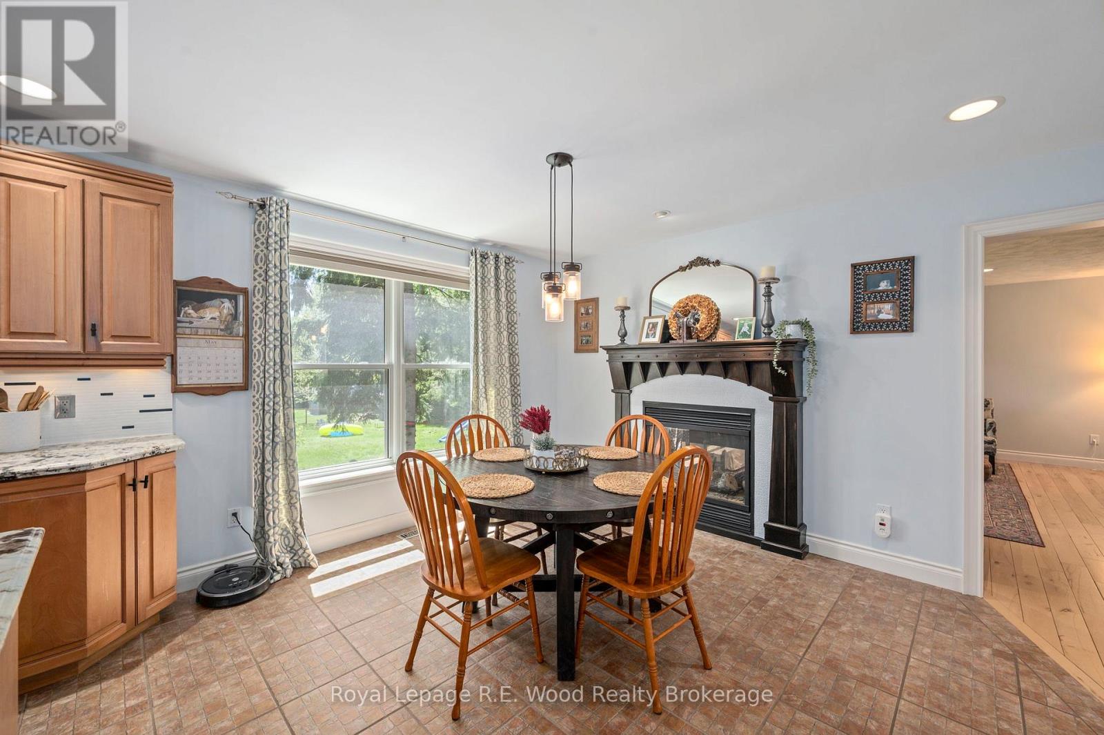 29 WOODSIDE DRIVE - 11
