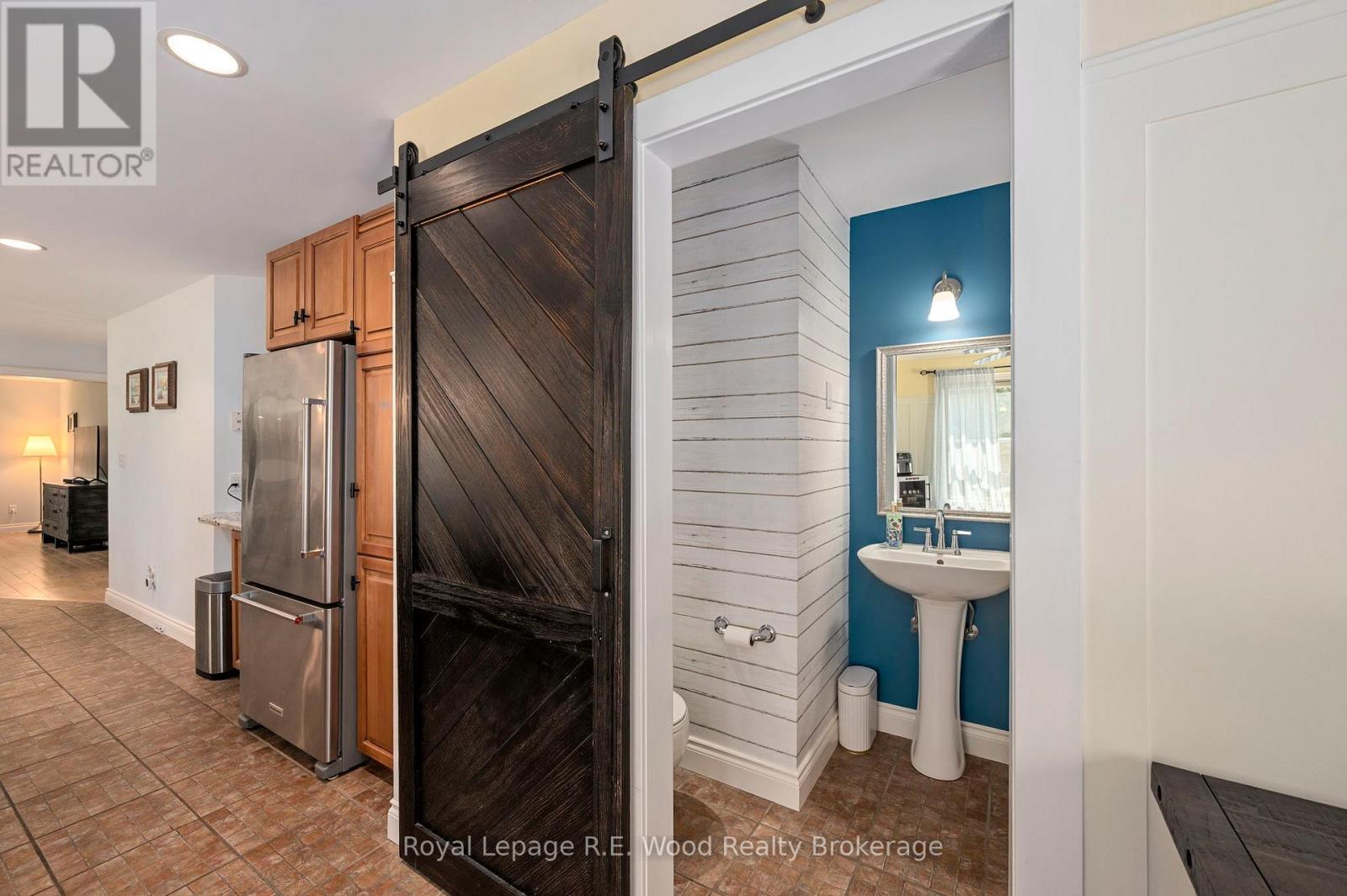 29 WOODSIDE DRIVE - 19