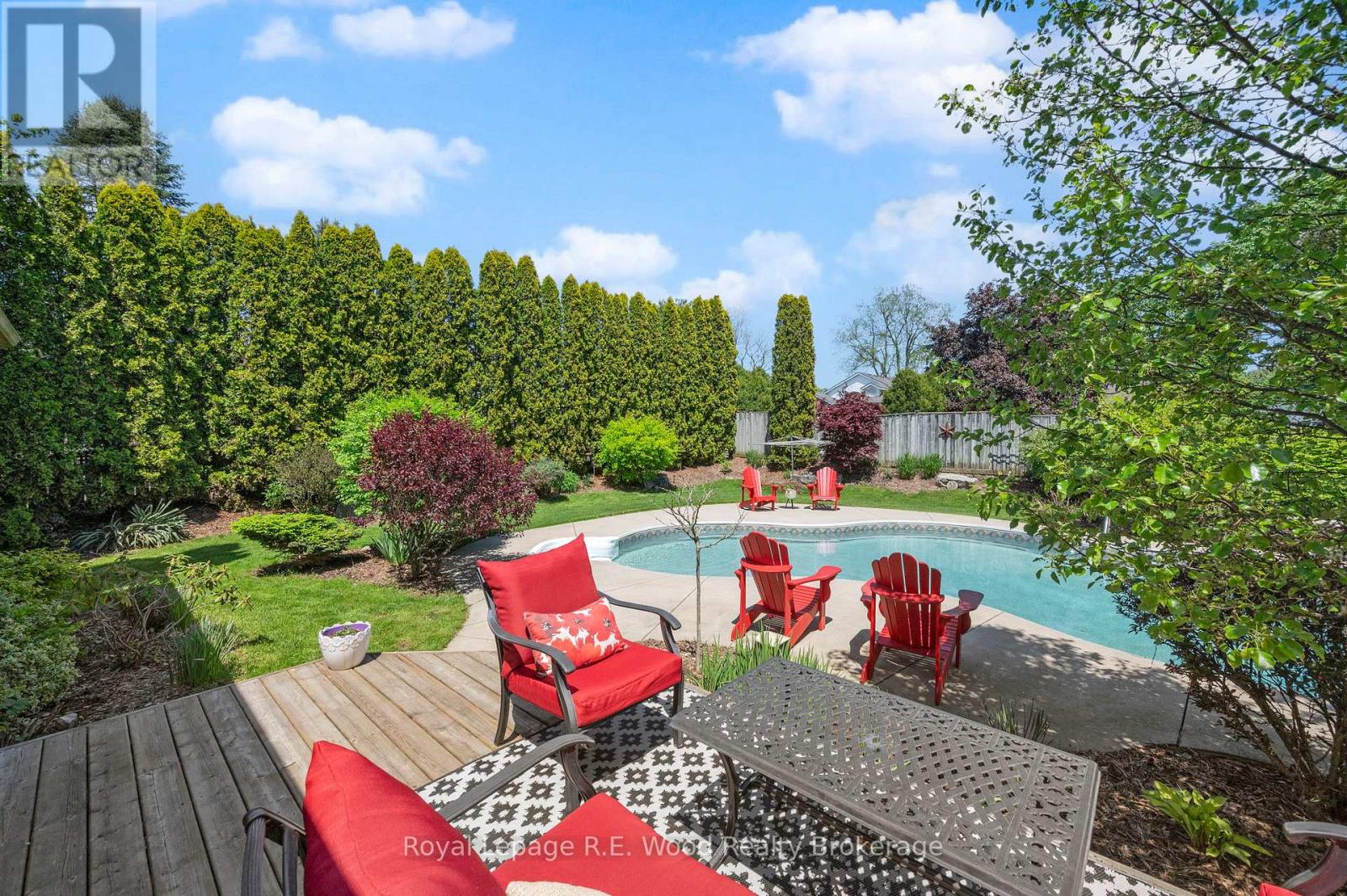 29 WOODSIDE DRIVE - 45