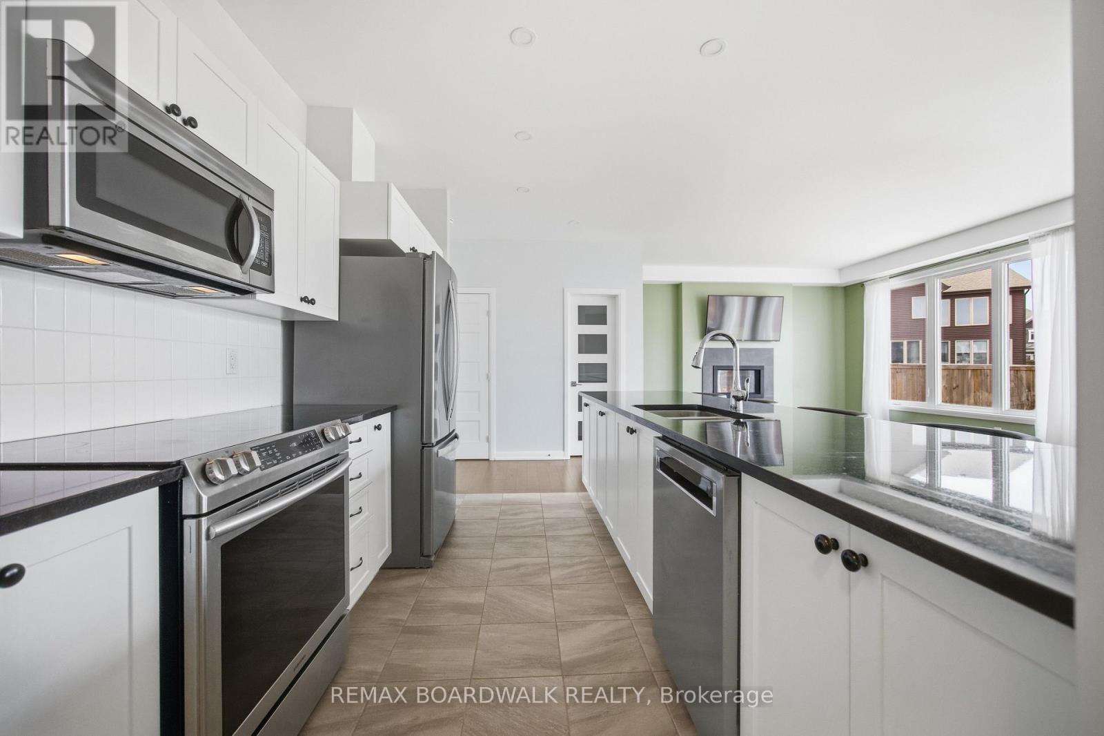 240 BOYD STREET - 7