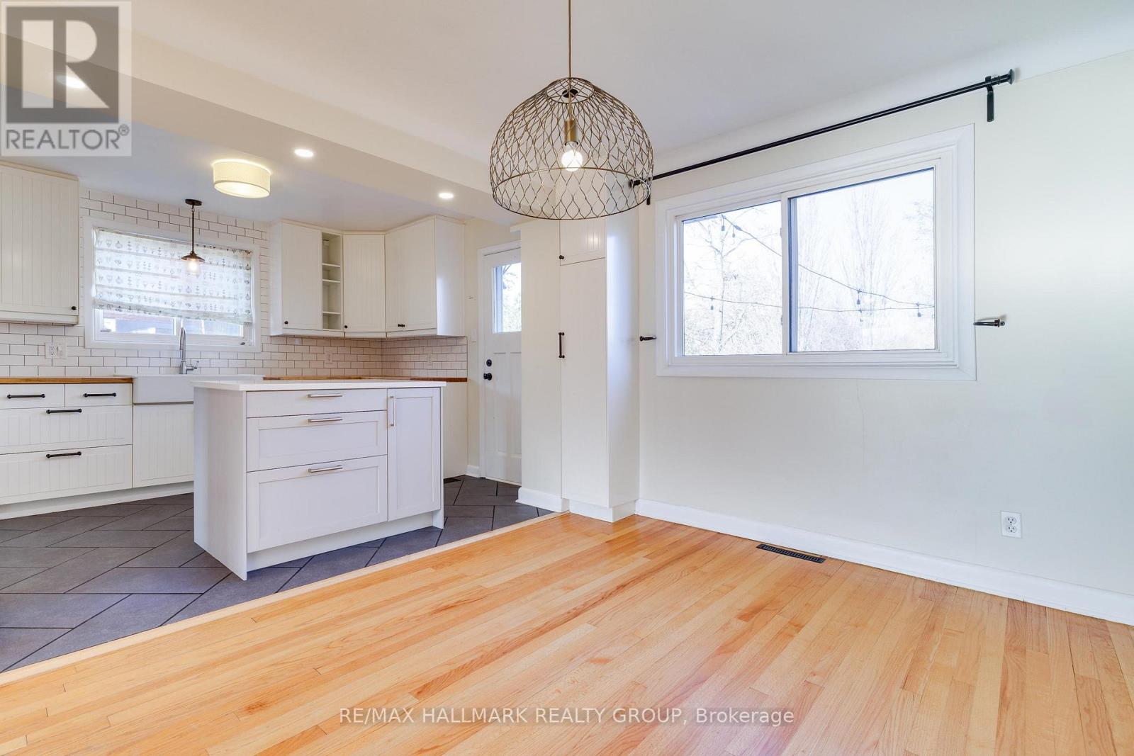 1213 EMPEROR AVENUE - 5