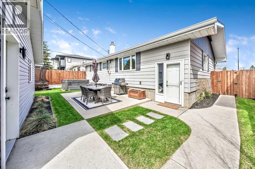 6007 34 Street SW - 34