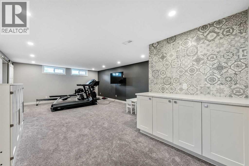6007 34 Street SW - 26