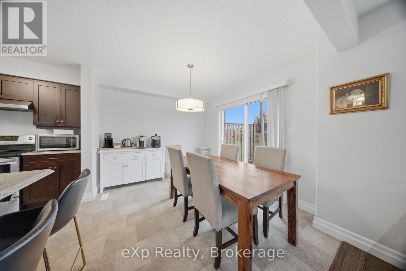 300 HUTTON STREET E - 13