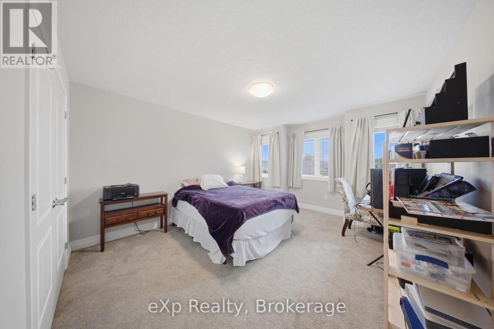 300 HUTTON STREET E - 30