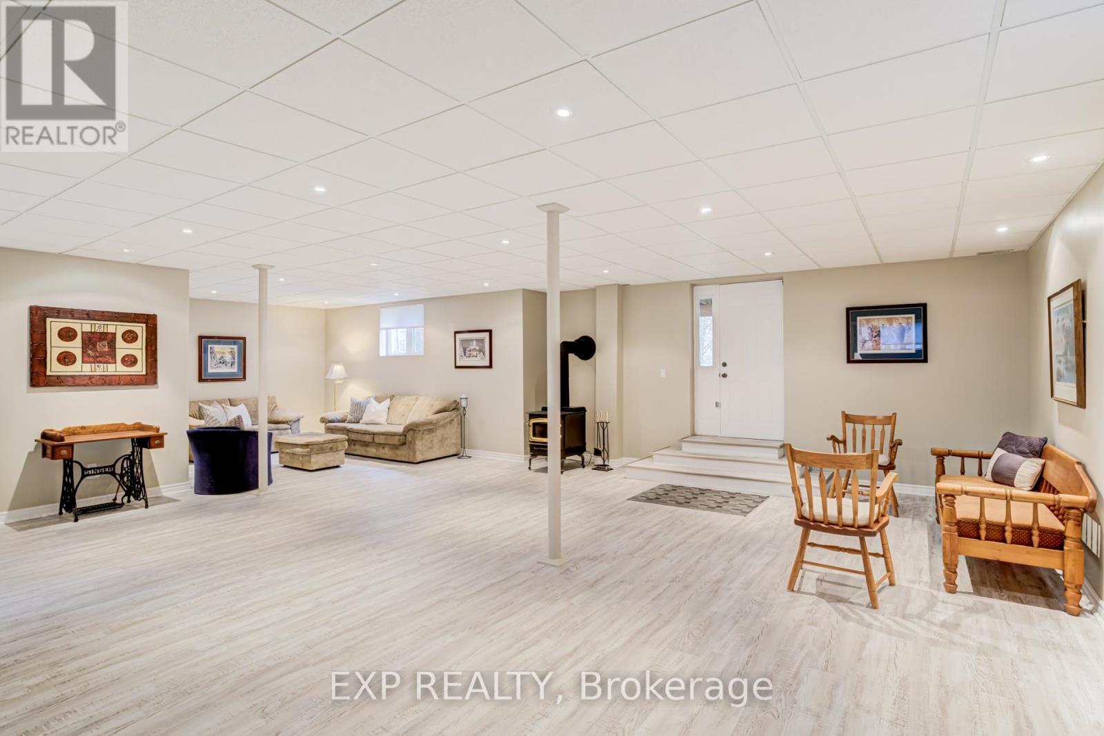 13 BLUEBERRY HILL COURT - 29