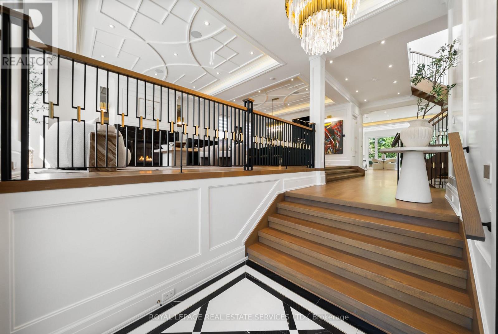 148 MUNRO BOULEVARD - 8