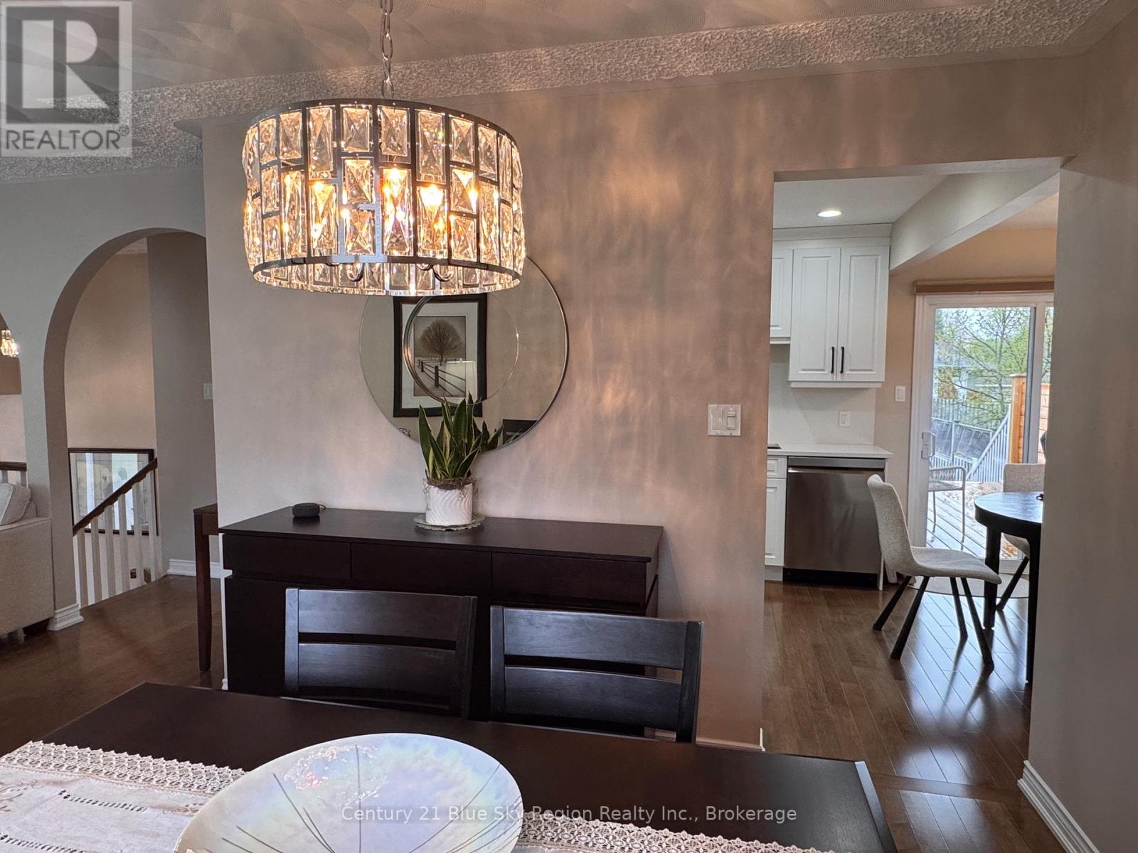 54 HARRIS DRIVE - 12