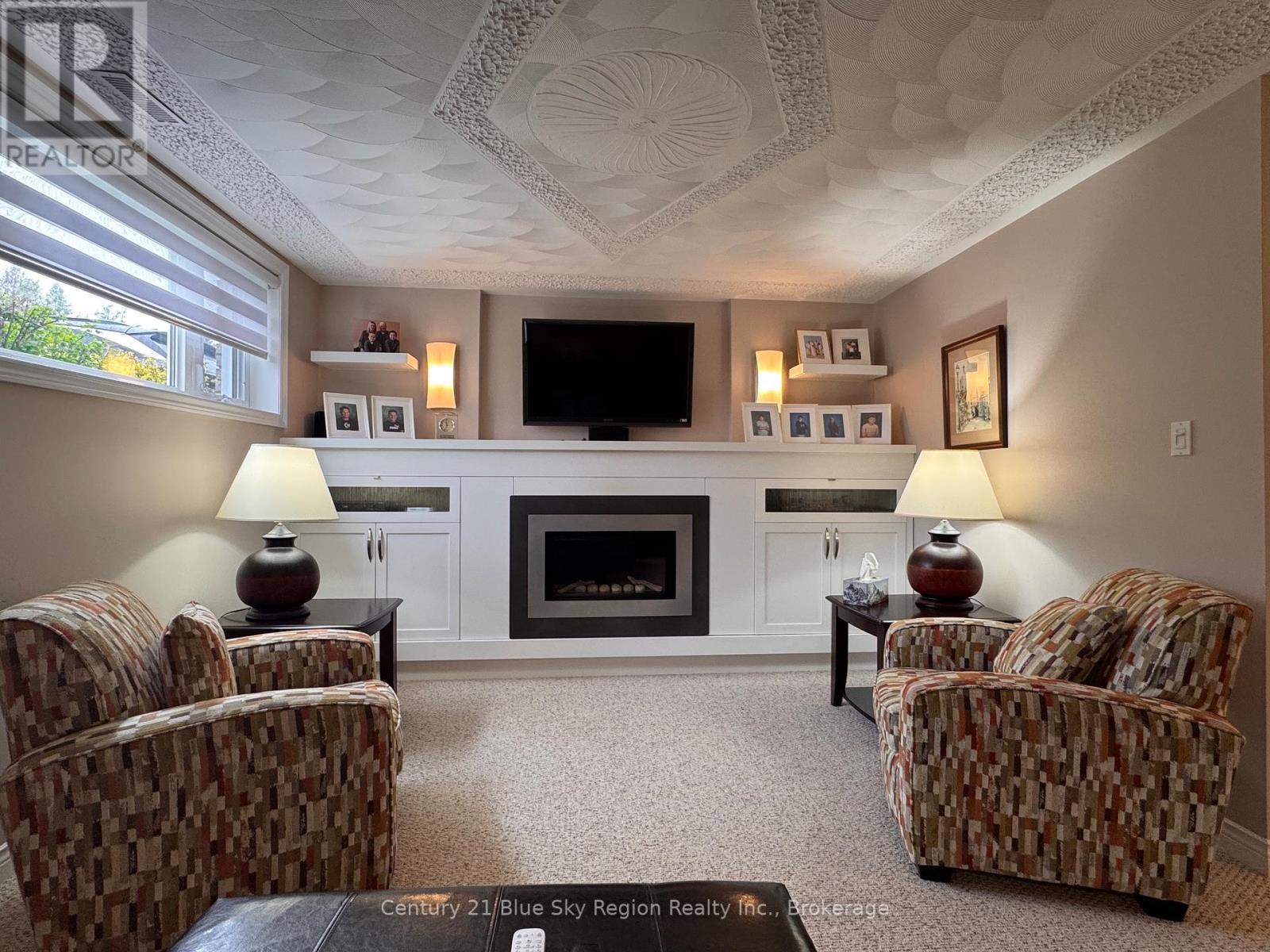 54 HARRIS DRIVE - 21