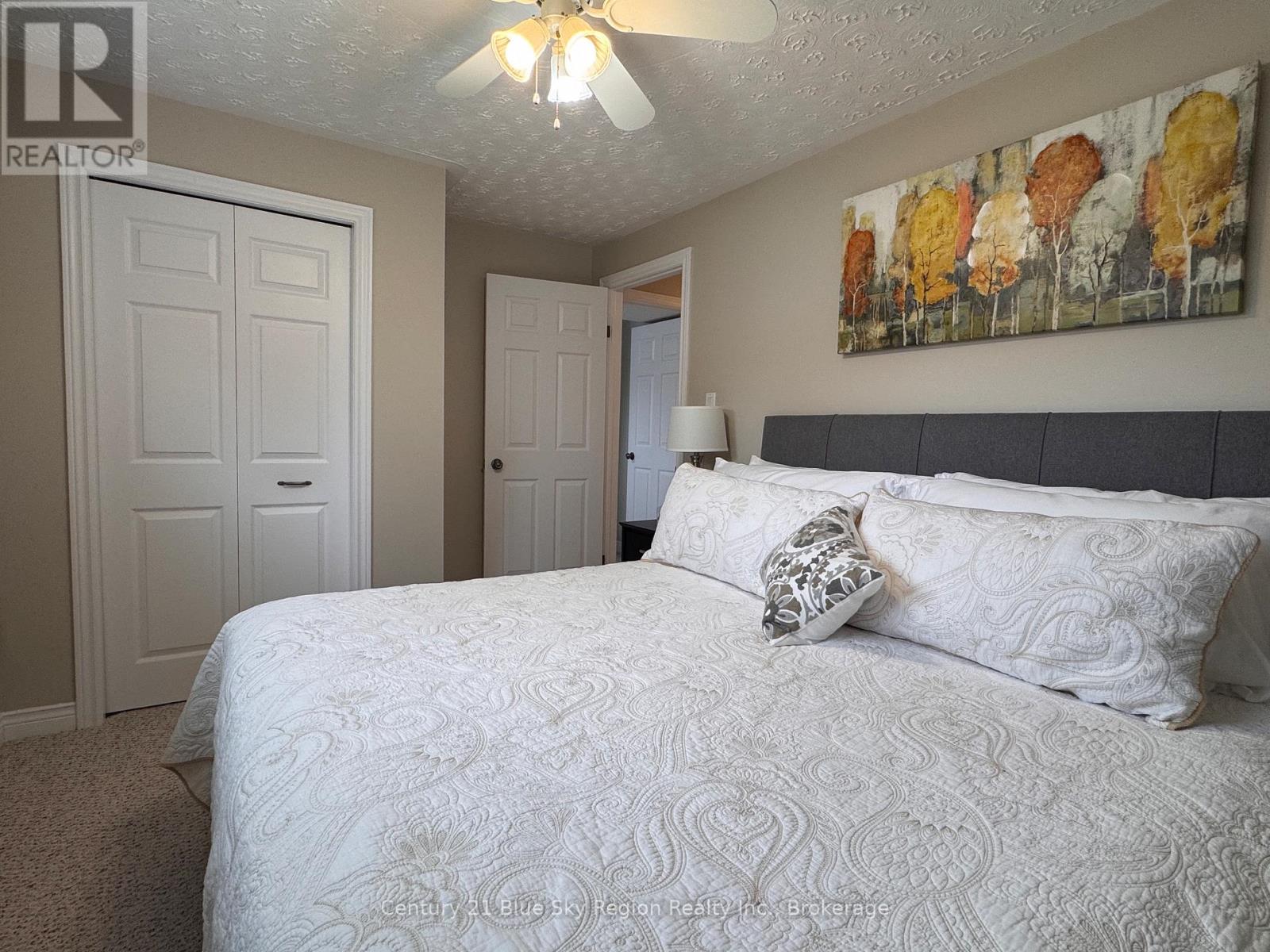 54 HARRIS DRIVE - 26