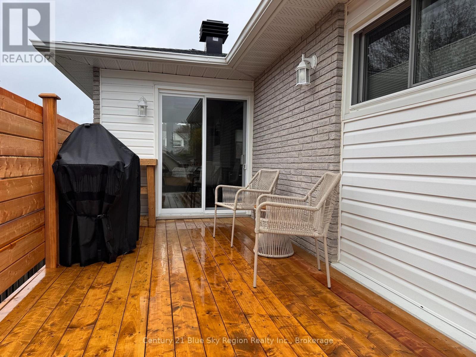 54 HARRIS DRIVE - 30