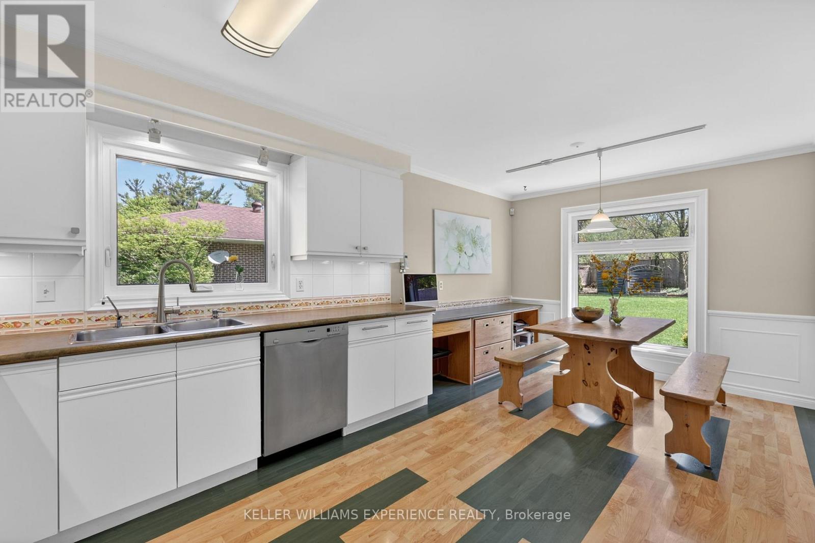 76 ROYAL OAK DRIVE - 17