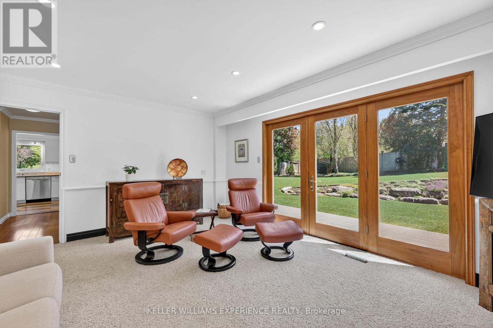76 ROYAL OAK DRIVE - 20